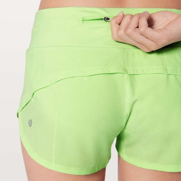Lululemon Women's Speed Up Short, Clear Mint, size 4 EUC - Picture 1 of 8